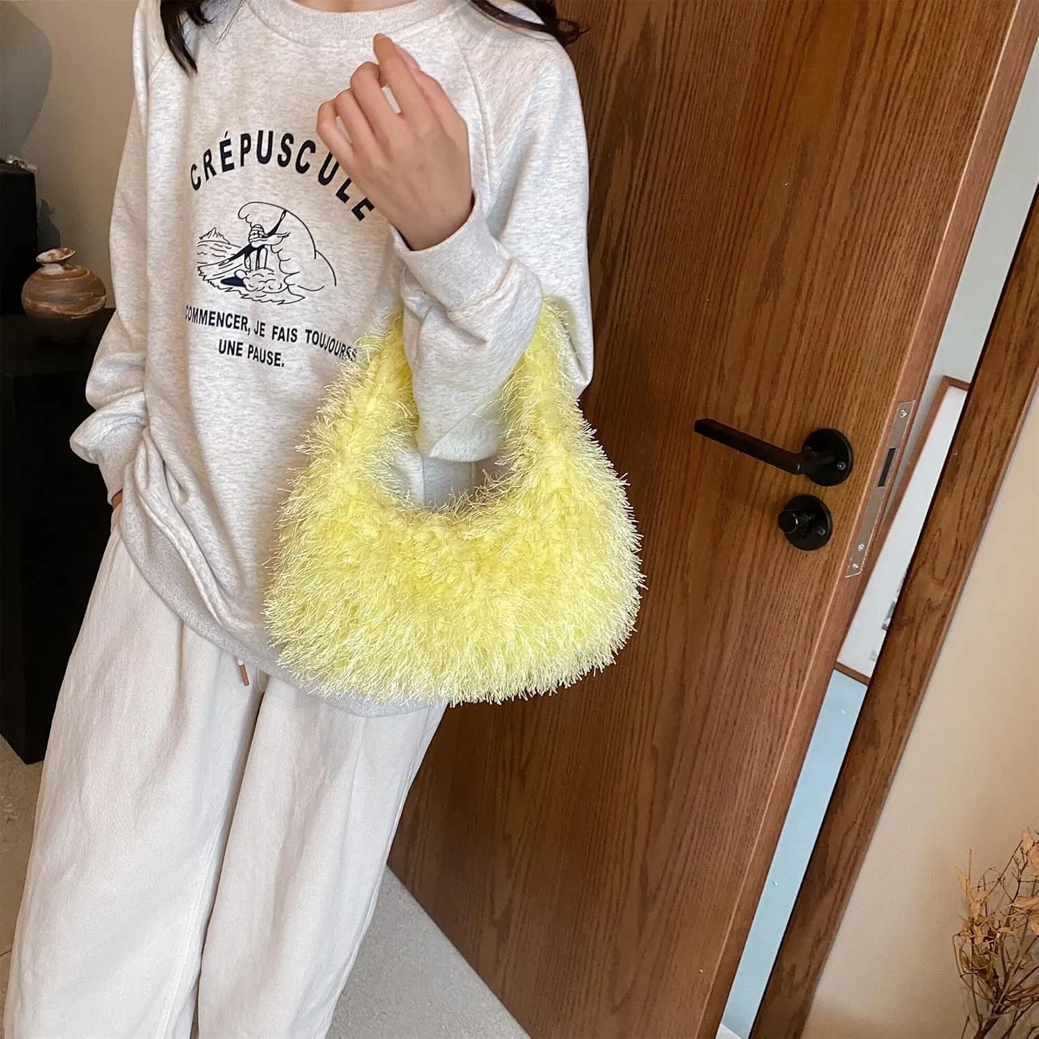 Faux Fur Fluffy Hobo Bag Furry Handbag Purse Y2K Fuzzy Tote Bag,Trendy Cute Plush Purse for Women