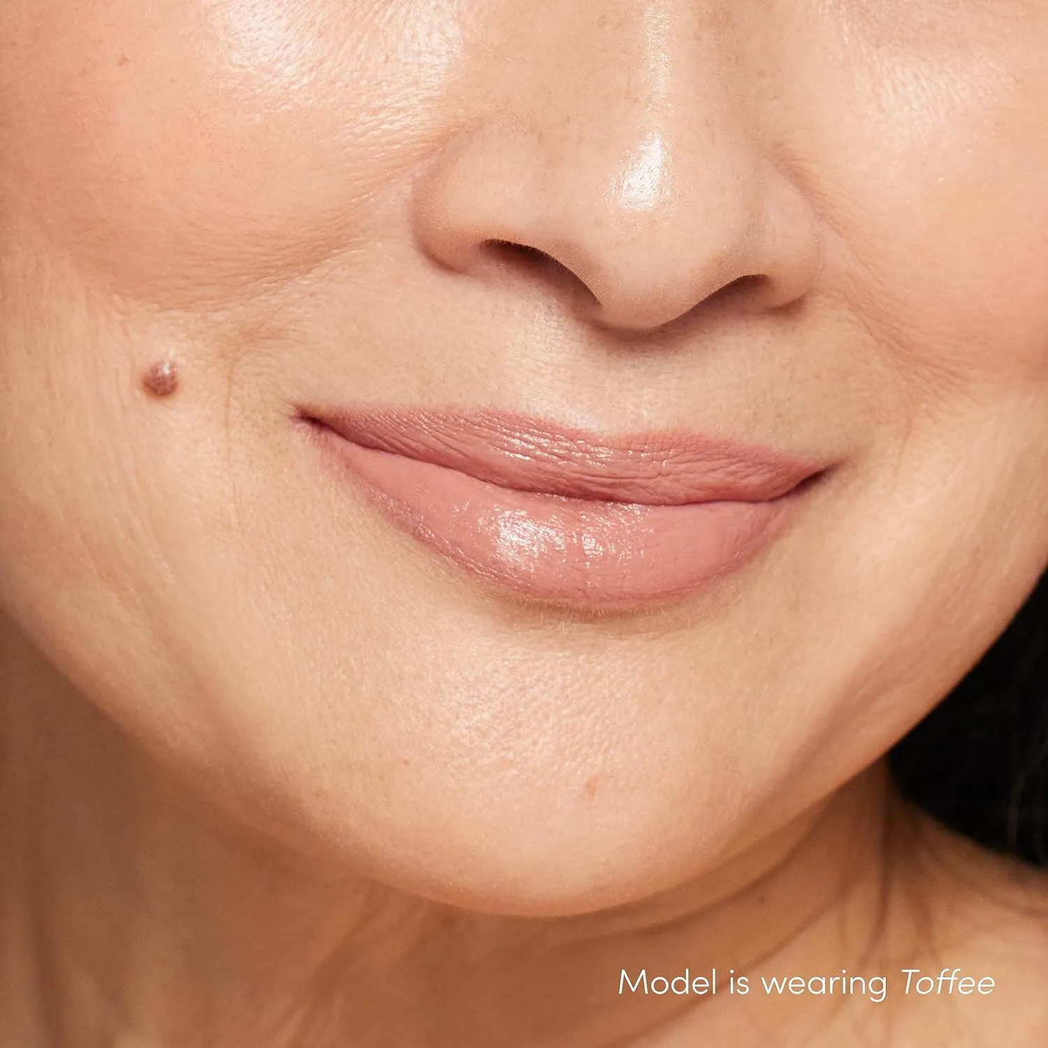 jane iredale ColorLuxe Hydrating Cream Lipstick, Creamy, Highly Pigmented Lip Color Delivers Weightless Moisture and Bold Payoff, Satin Finish, Vegan