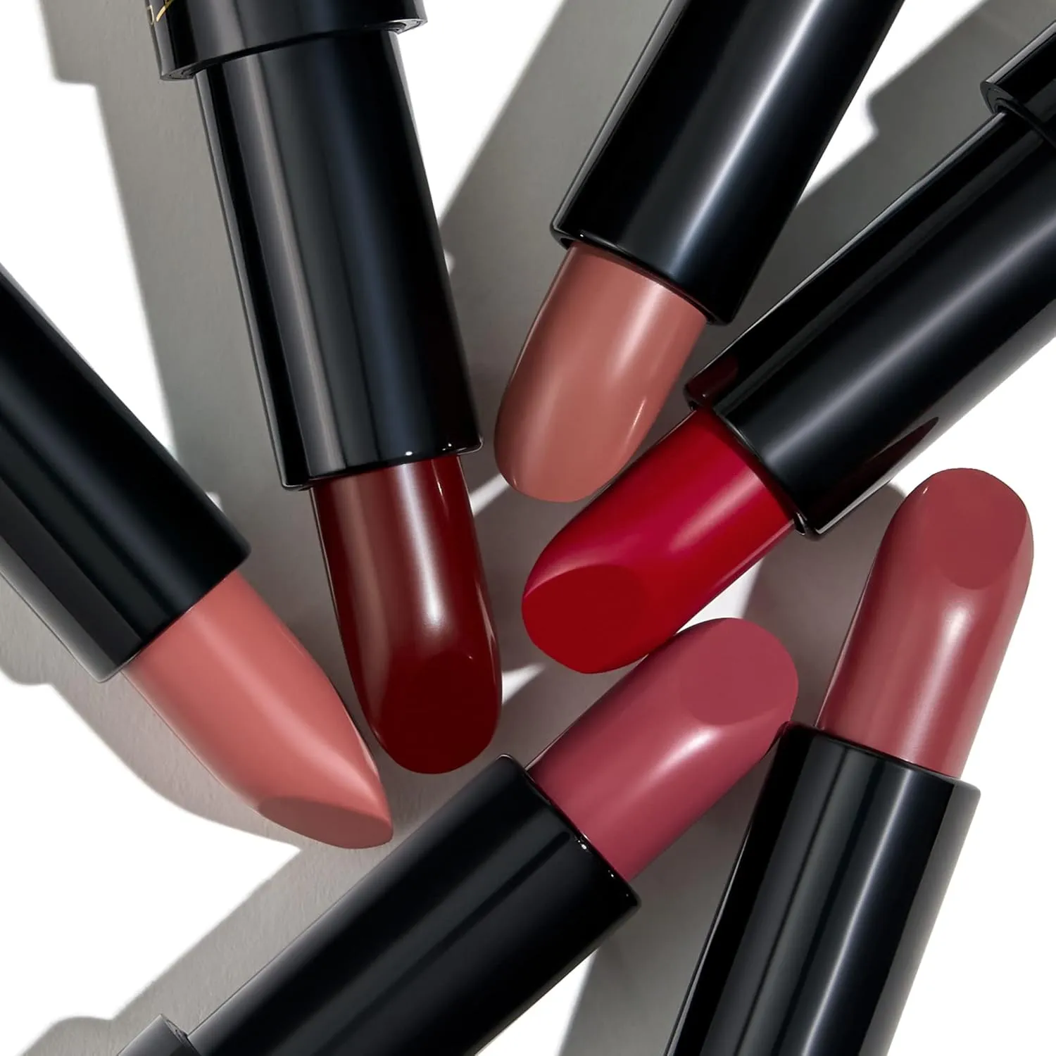 LAURA GELLER NEW YORK Modern Classic Lipstick - Novel Neutral - Ultra-Rich Color - Luxurious and Lightweight - Cream Finish