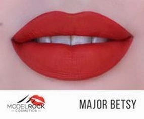 Model Rock Liquid To Matte Long Wear Lipstick Major Betsy