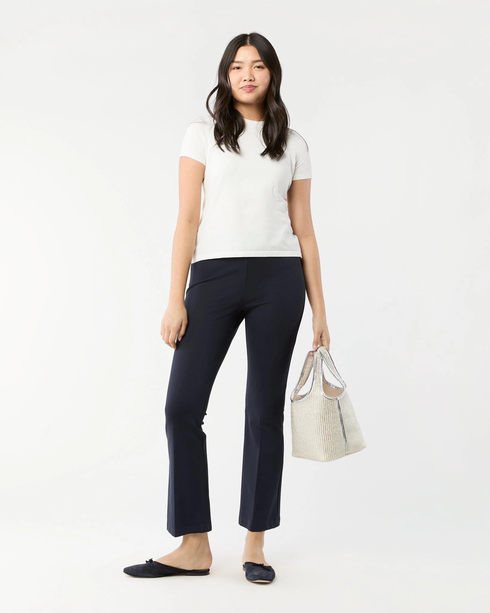 Paola Bucket Bag in Silver Painted Raffia