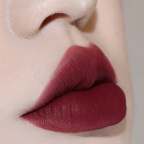Satin Matte Lipstick - V03 Sassy & Classy