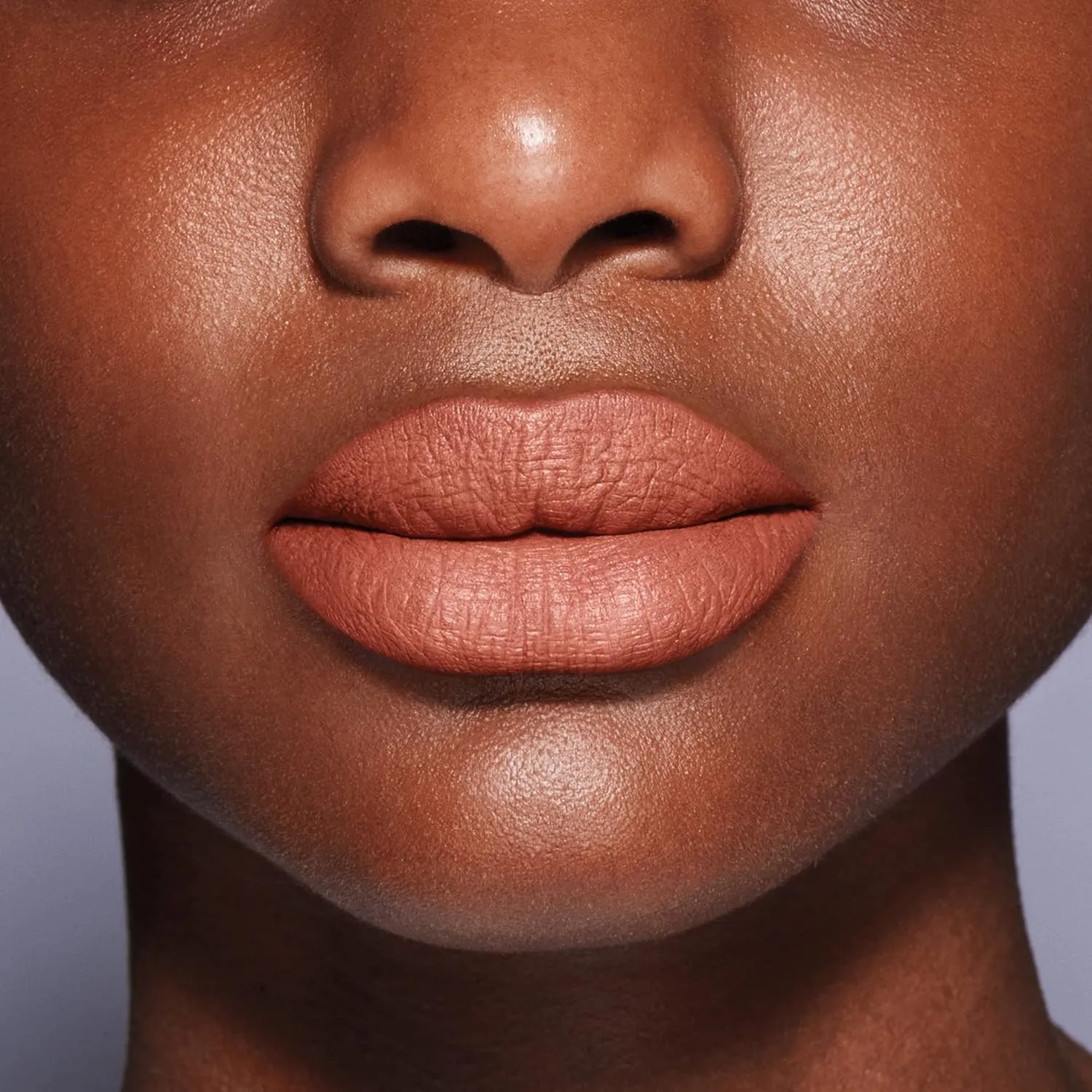 Shiseido ModernMatte Powder Lipstick - Full-Coverage, Non-Drying Matte Lipstick - Weightless, Long-Lasting Color - 8-Hour Coverage