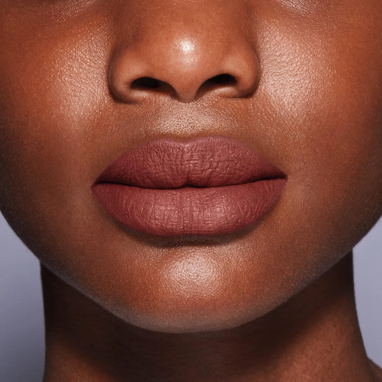 Shiseido ModernMatte Powder Lipstick - Full-Coverage, Non-Drying Matte Lipstick - Weightless, Long-Lasting Color - 8-Hour Coverage