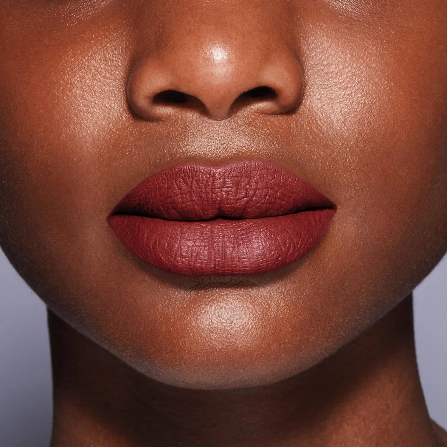 Shiseido ModernMatte Powder Lipstick - Full-Coverage, Non-Drying Matte Lipstick - Weightless, Long-Lasting Color - 8-Hour Coverage