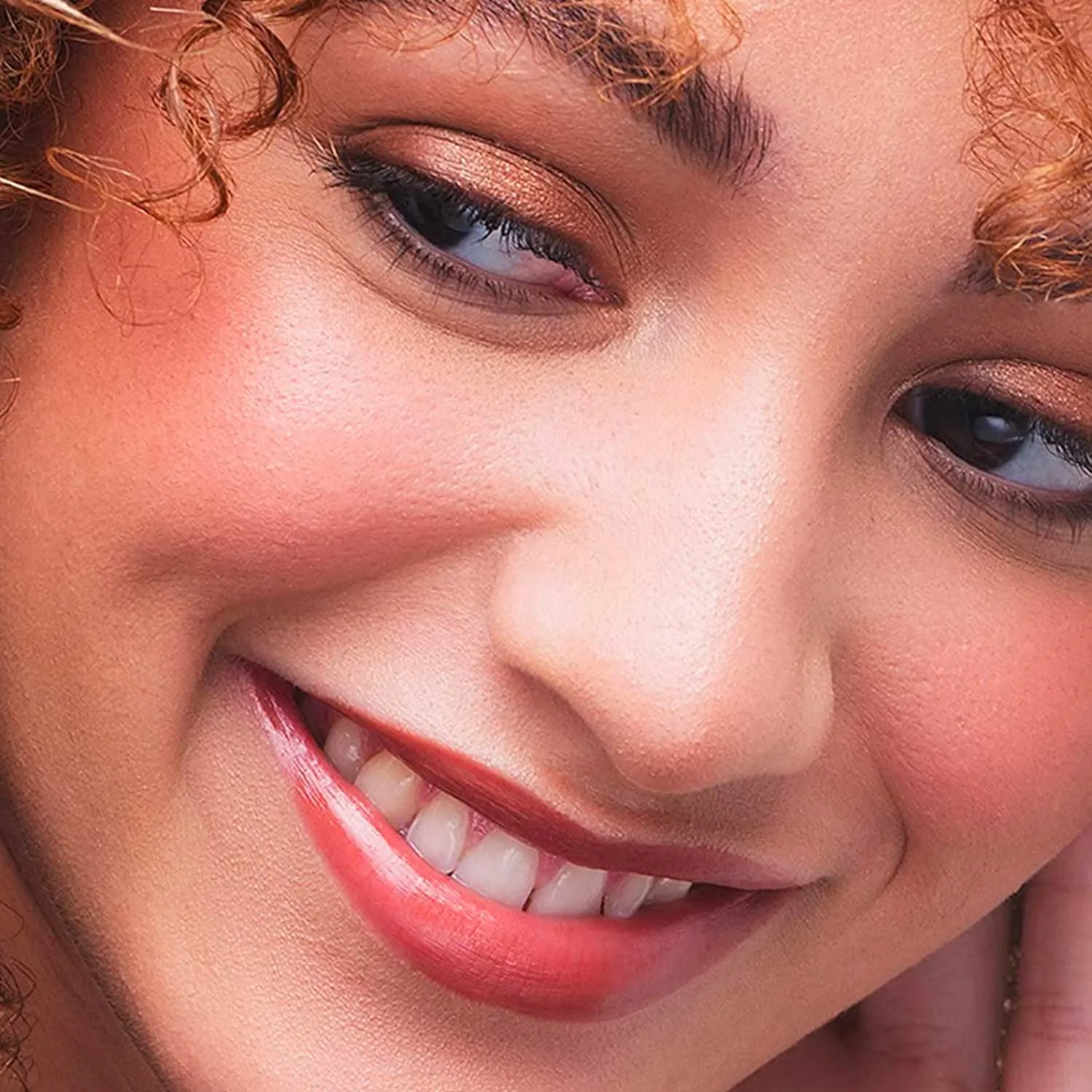 True   Luscious Super Moisture Lipstick – Clean, Vegan and Cruelty Free – Lasting Hydration for Dry Lips with a Satin Finish – Dreams, Natural Taupe